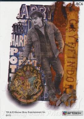 BC6  Harry and Hogwarts' emblem - clear chase set - front